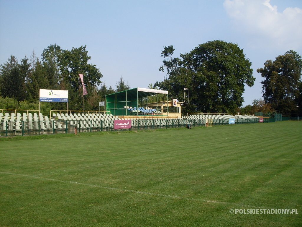 Stadion KS Paradyż