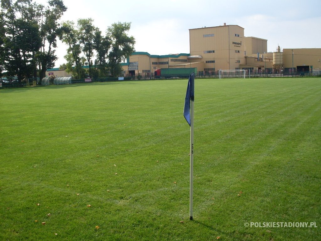 Stadion KS Paradyż