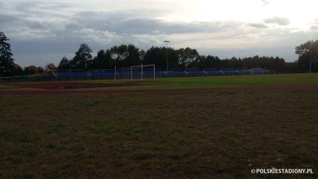 Stadion Czarnych Rząśnia