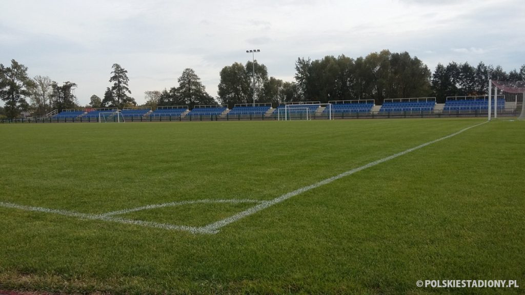 Stadion Czarnych Rząśnia