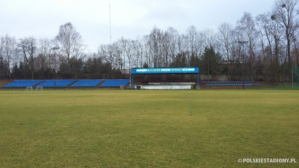 Stadion im. Henryka Śmiechowicza w Rzgowie