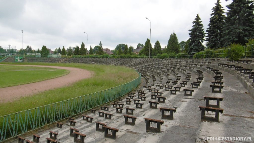 Stadion MOSiR w Starachowicach