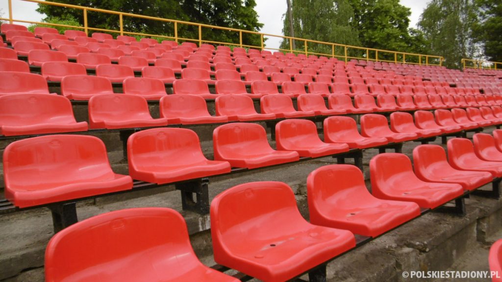 Stadion MOSiR w Starachowicach