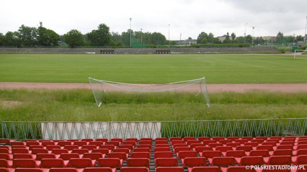 Stadion MOSiR w Starachowicach
