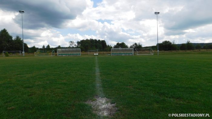 Stadion Victorii Mniów