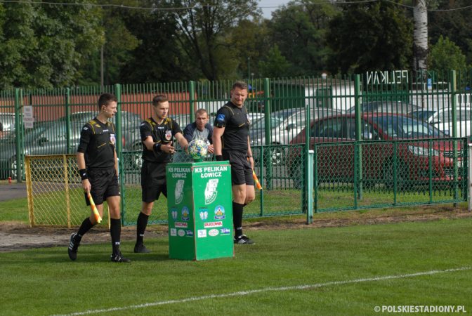 Pelikan Łowicz - Olimpia Zambrów