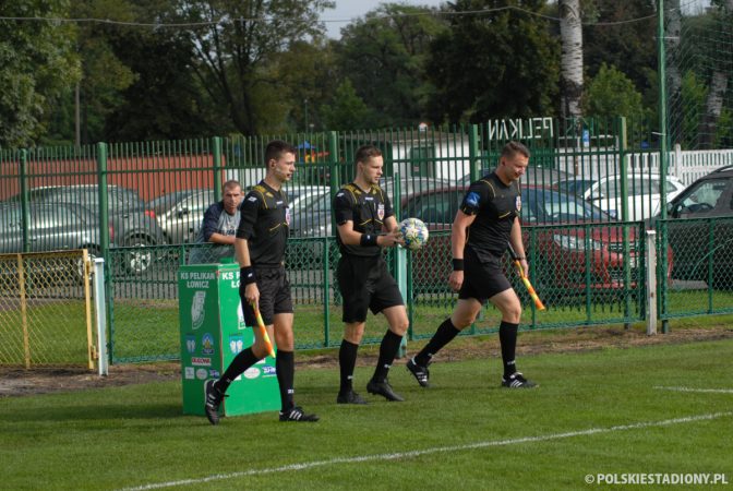 Pelikan Łowicz - Olimpia Zambrów