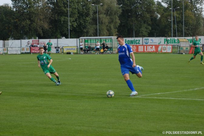 Pelikan Łowicz - Olimpia Zambrów