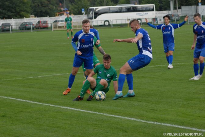 Pelikan Łowicz - Olimpia Zambrów