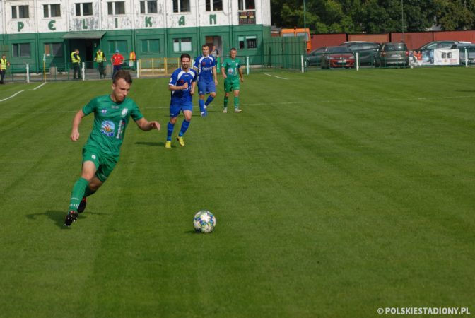 Pelikan Łowicz - Olimpia Zambrów