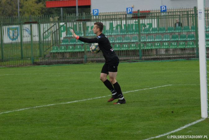 Pelikan Łowicz - Olimpia Zambrów