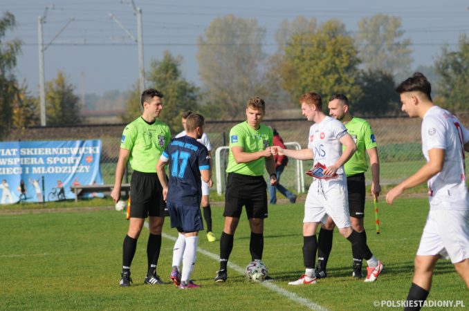 Jutrzenka Drzewce - Ceramika Opoczno