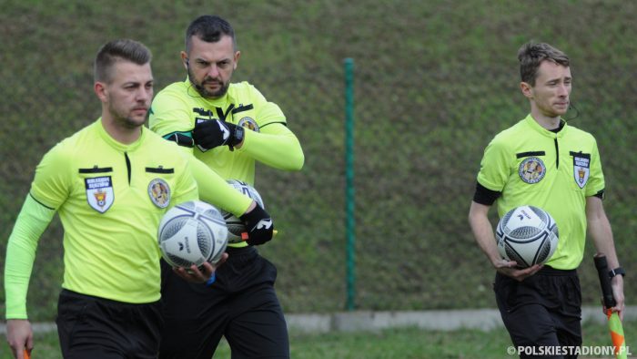 AKS 1947 Busko - Zdrój - Łysica Bodzentyn