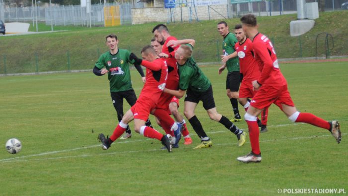 AKS 1947 Busko - Zdrój - Łysica Bodzentyn