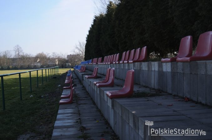 Stadion LKS Strażak Wielogóra