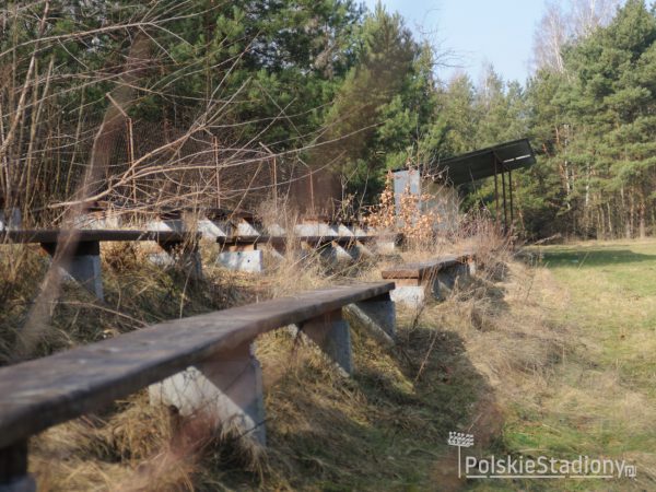 Stadion Gminny w Brzustowcu