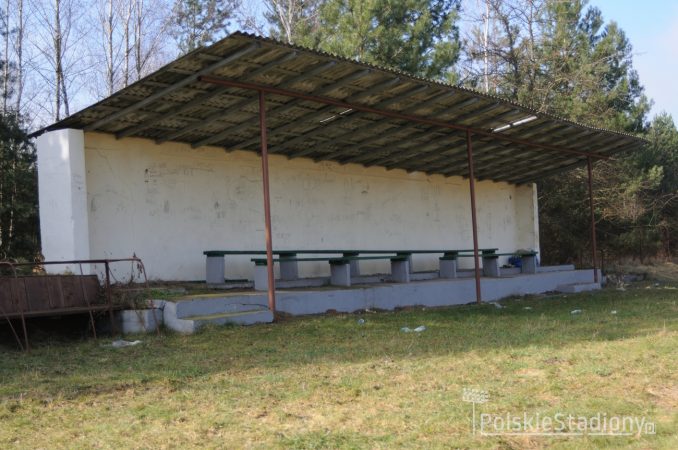 Stadion Gminny w Brzustowcu