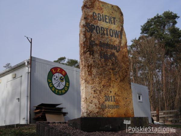 Stadion im. Andrzeja Lasoty w Justynowie