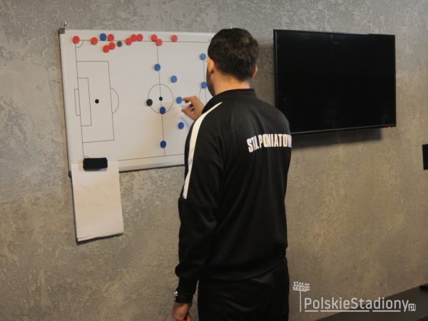 Stadion OSiR w Poniatowej