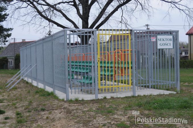 Stadion Miejski w Pionkach