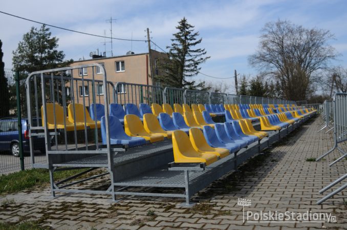 Stadion Gminny w Józefowie nad Wisłą