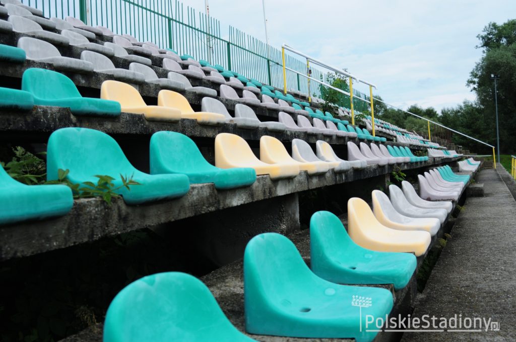 Stadion LKS Huragan Waksmund