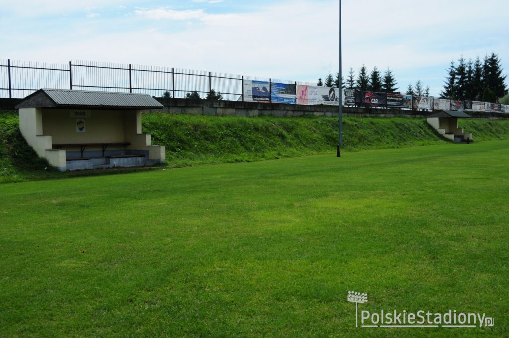 Stadion LKS Huragan Waksmund