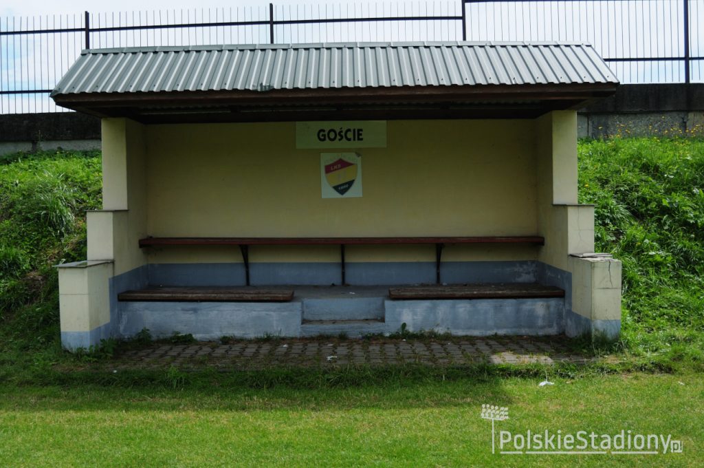 Stadion LKS Huragan Waksmund