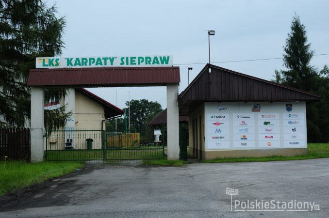 Stadion LKS Karpaty Siepraw