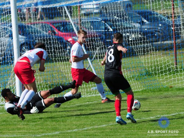 Oskar Przysucha - Mazur Karczew 3:2