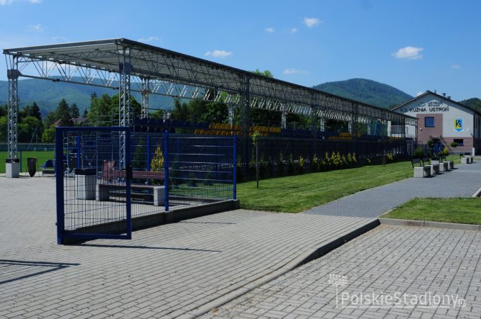 Stadion Kompleksu Rekreacyjno - Sportowego im. Jana Gomoli