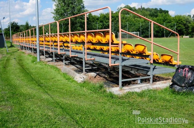 Stadion UKS Ekler Baranówka