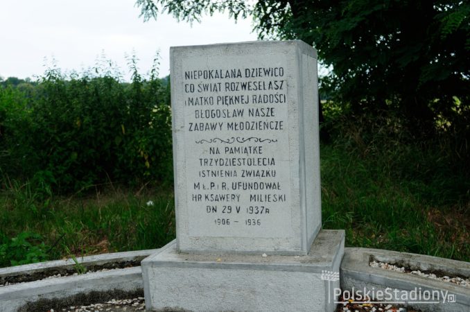 Stadion Sportowy im. Mieczysława Wawrzusiaka