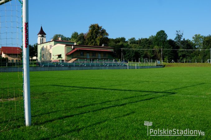 Stadion LKS -u Pisarowce