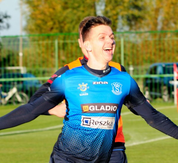 Ceramika Opoczno - Stal Niewiadów