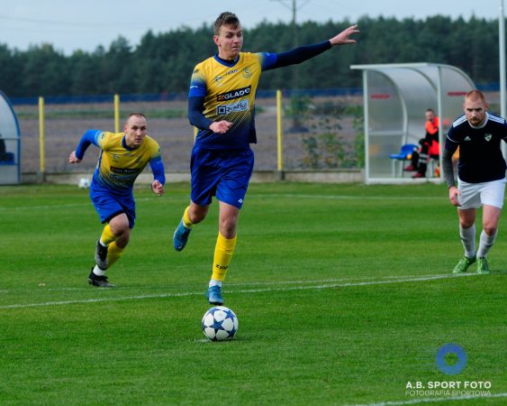 Stal Niewiadów – Włókniarz Moszczenica 