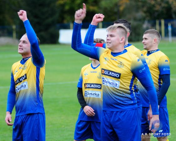 Stal Niewiadów – Włókniarz Moszczenica 