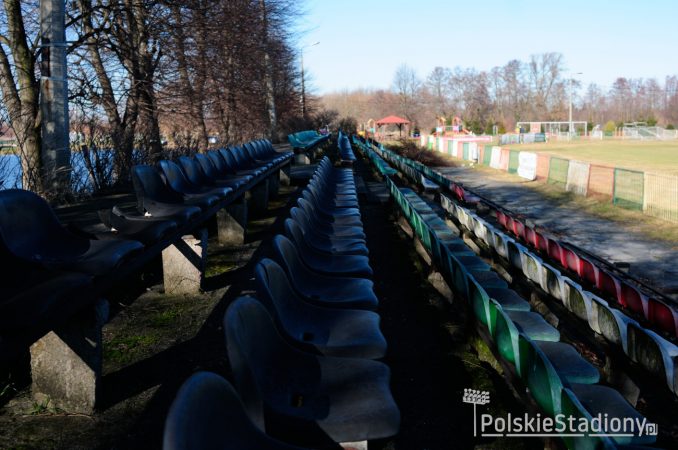 Stadion Miejski im. Mariana Olszewskiego w Karczewie