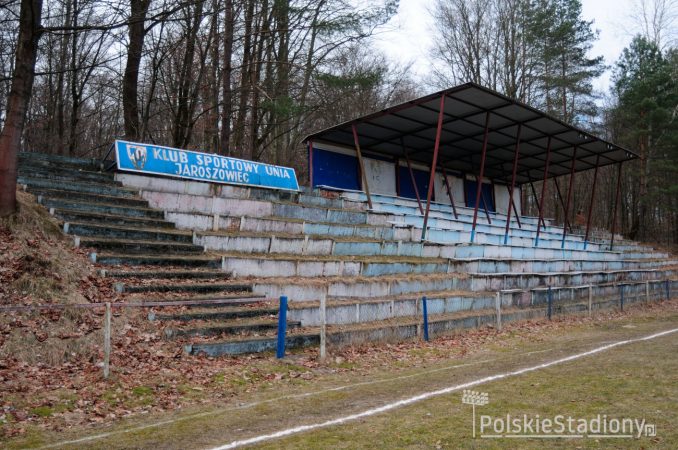 Stadion Unii Jaroszowiec
