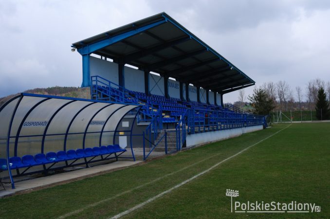 Stadion LKS Dunajec Zakliczyn