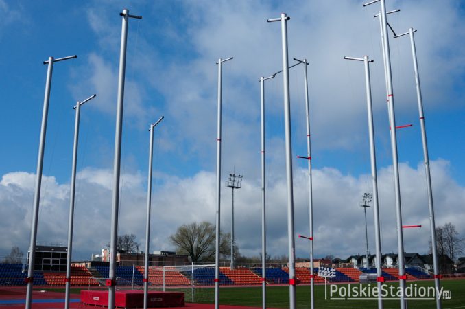 Stadion Sportowy TOSiR imienia Trenera Emila Wzorka