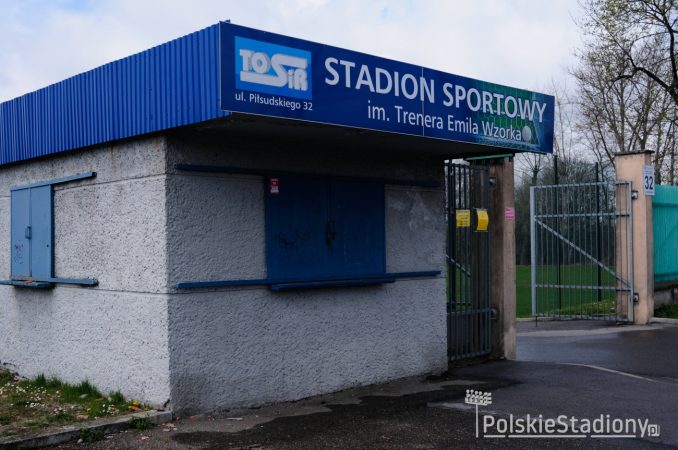 Stadion Sportowy TOSiR imienia Trenera Emila Wzorka