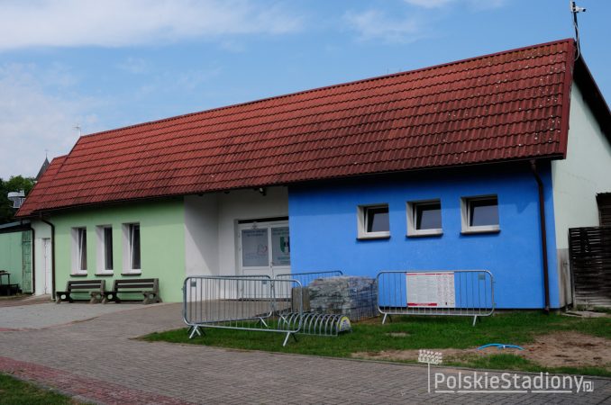 Stadion MLKS Borowiak Czersk