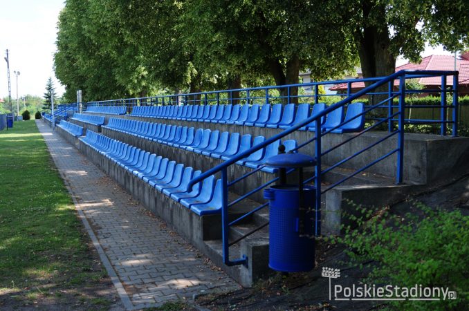 Stadion OSiR w Mosinie