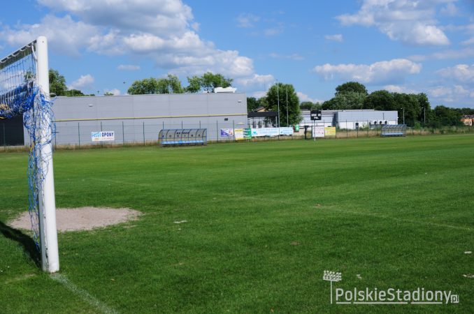 Stadion OSiR w Mosinie