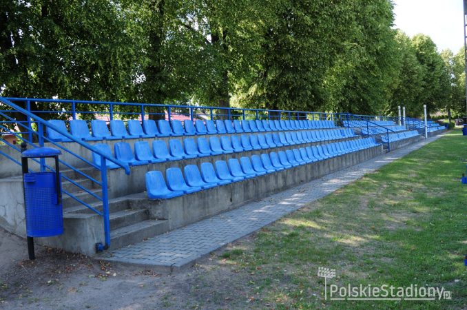 Stadion OSiR w Mosinie