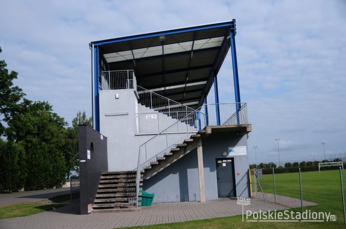 Stadion GOSiR w Plewiskach