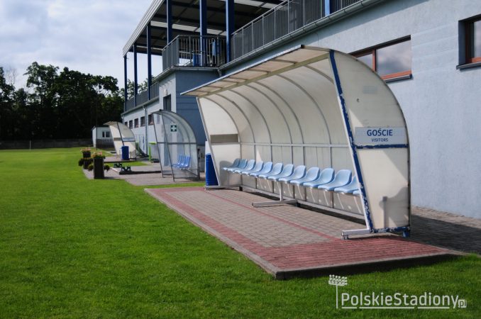 Stadion GOSiR w Plewiskach