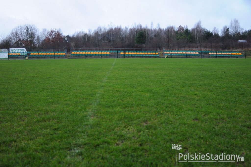 Stadion GKS Gród Ćmińsk