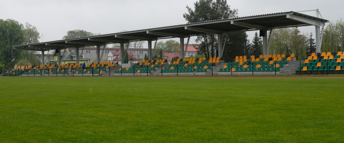 rzutnia do oszczepu i pchnięcia kulą, skocznia do skoków w dal i wzwyż